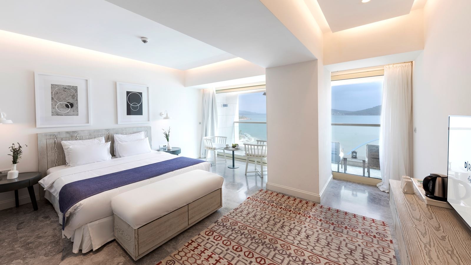 rooms-superior-sea-view-room
