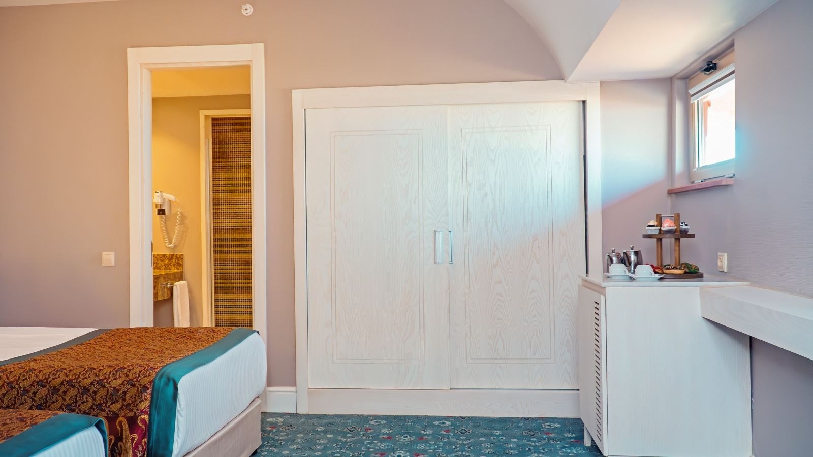 rooms-duplex-family-room-sea-view