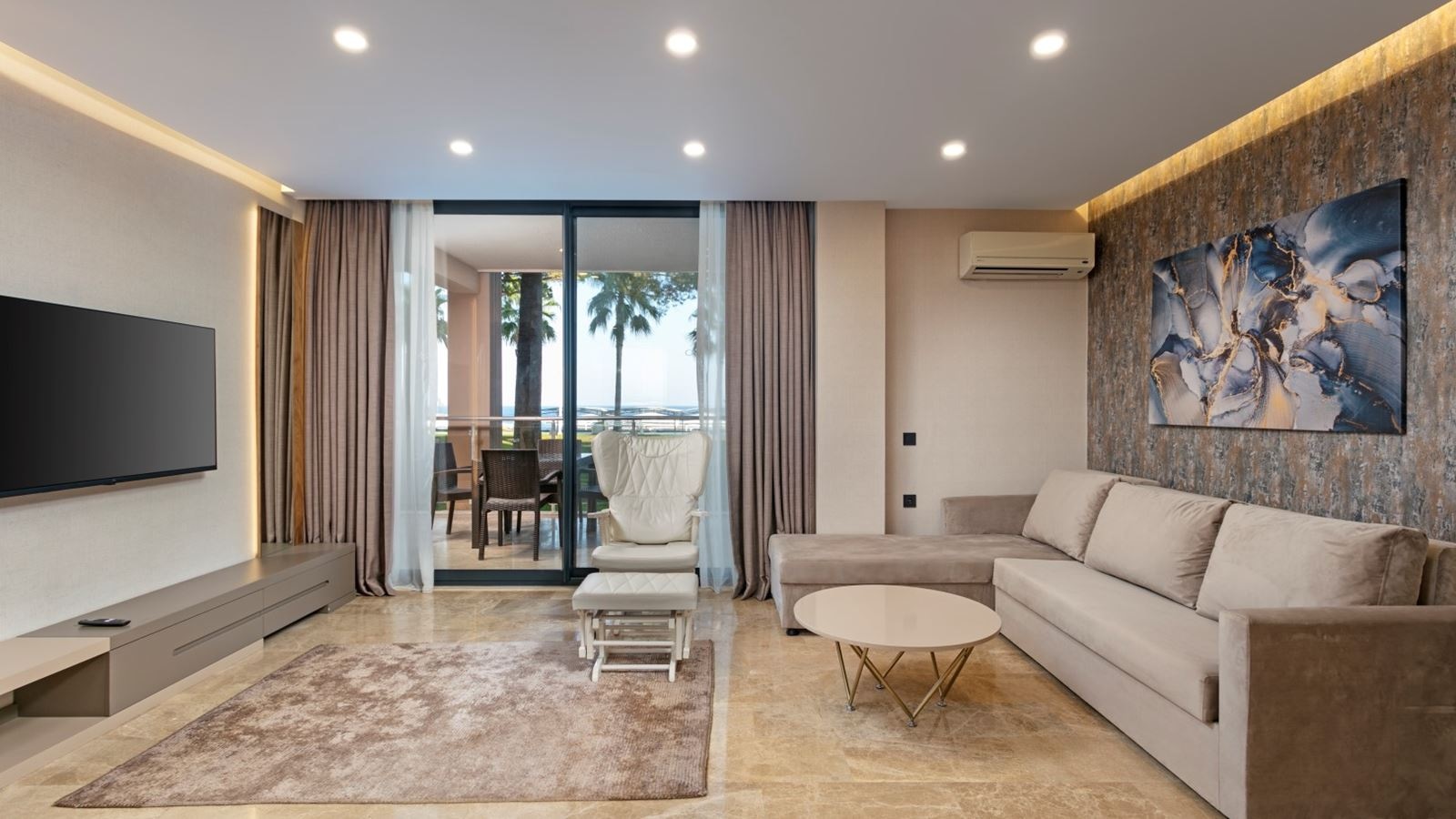 rooms-terrace-suite-room