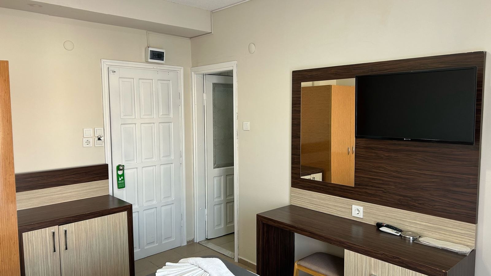 rooms-standard-hotel-single