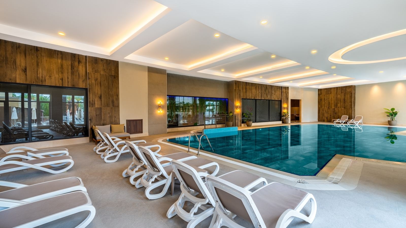 pools-indoor-pool