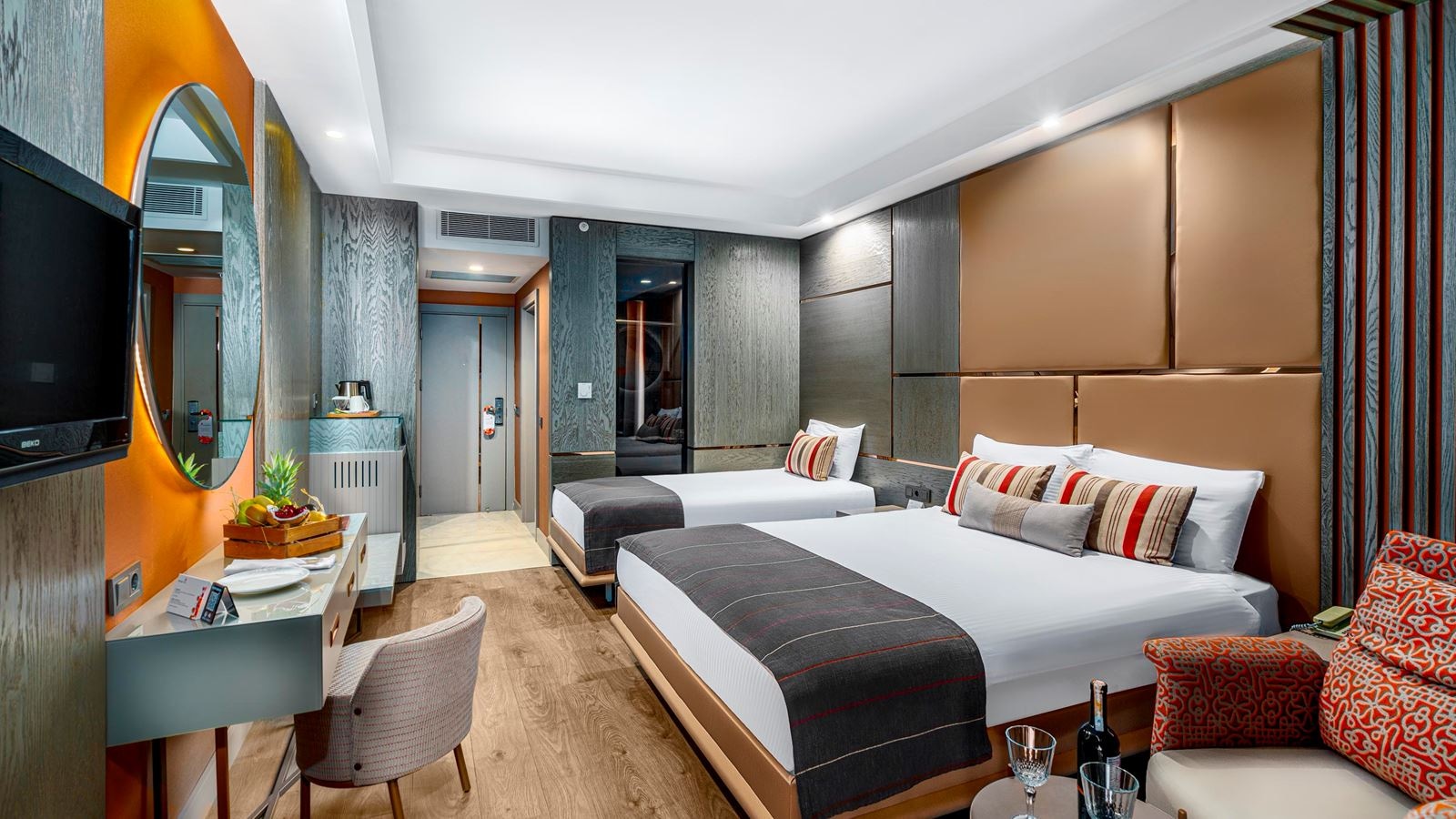 rooms-standard-room-land-view-with-balcony