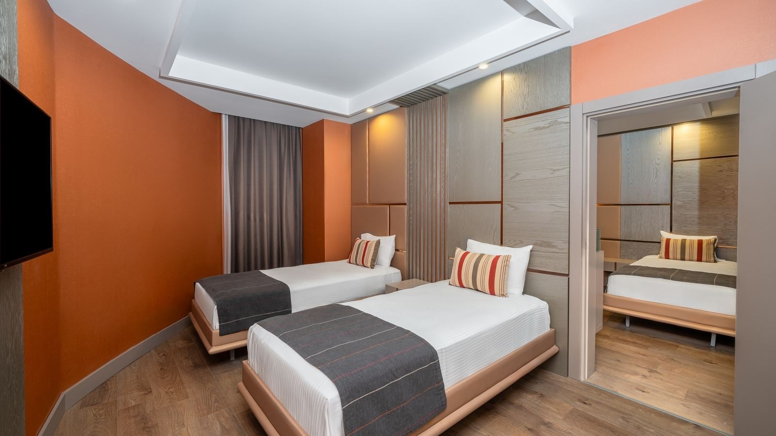 rooms-family-2-bedrooms