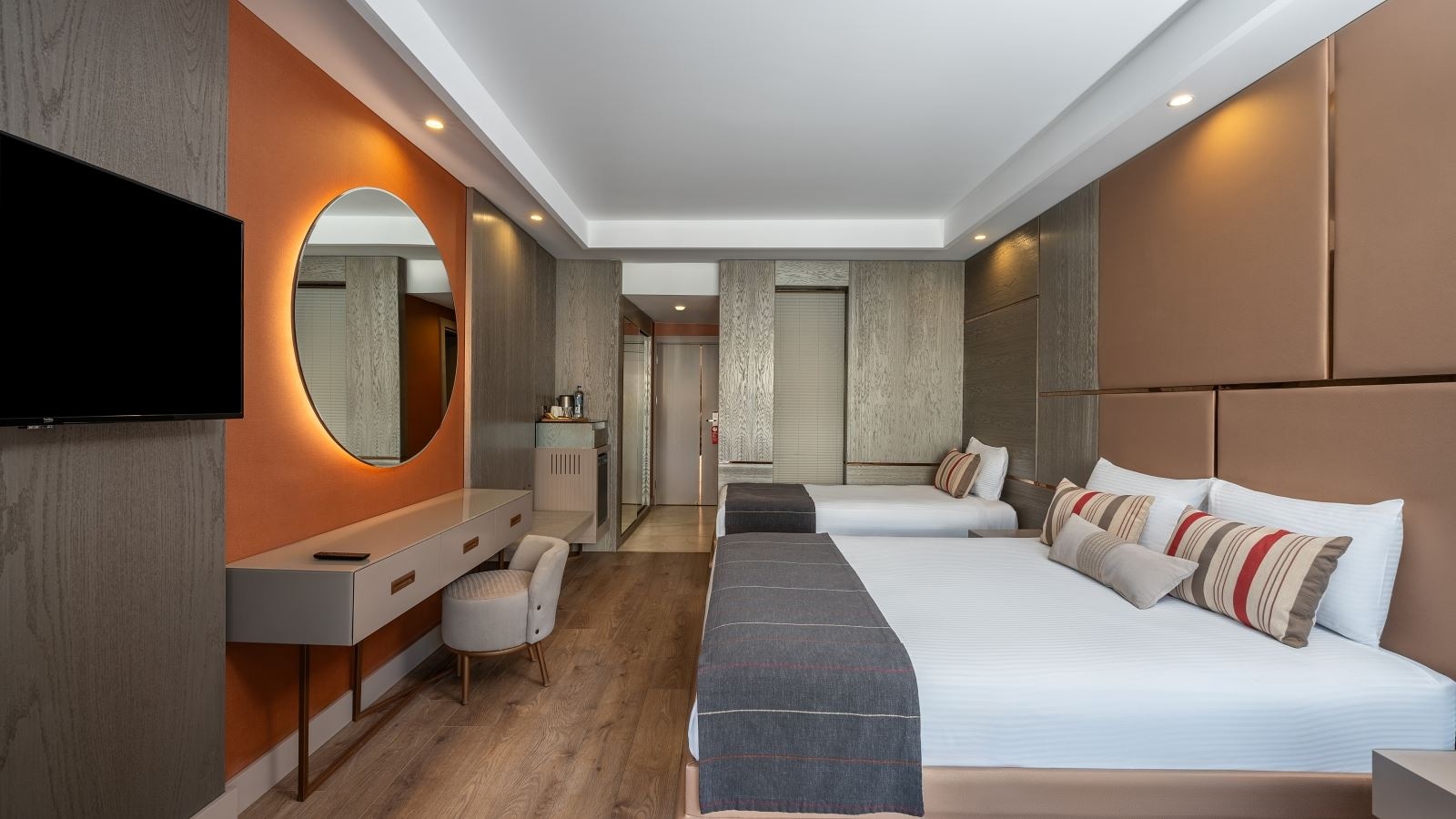 rooms-standard-room-side-sea-view-with-balcony