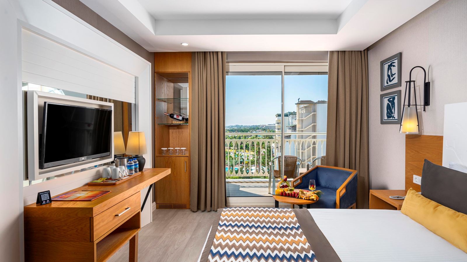 rooms-family-room-connect