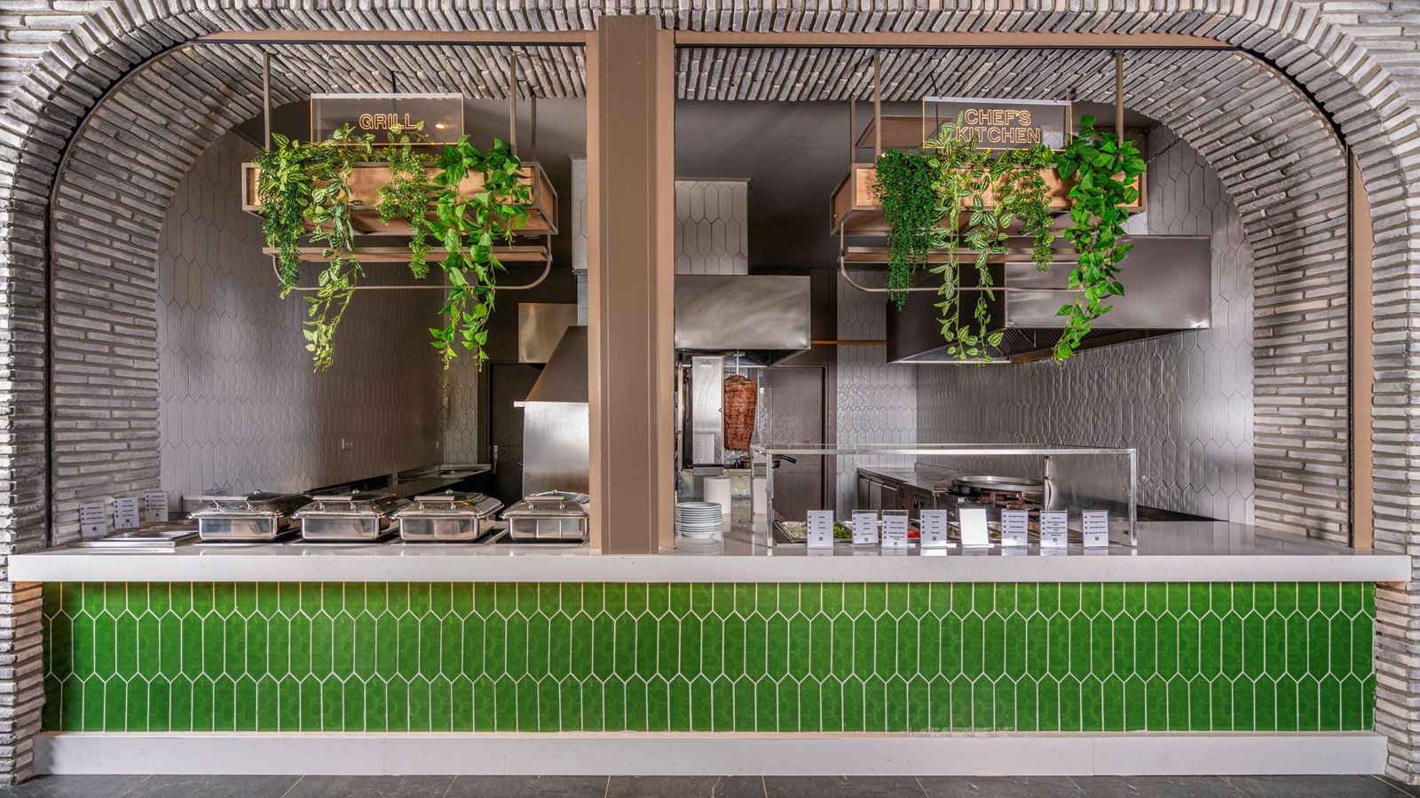 restaurants-daphne-ana-restaurant-buffet