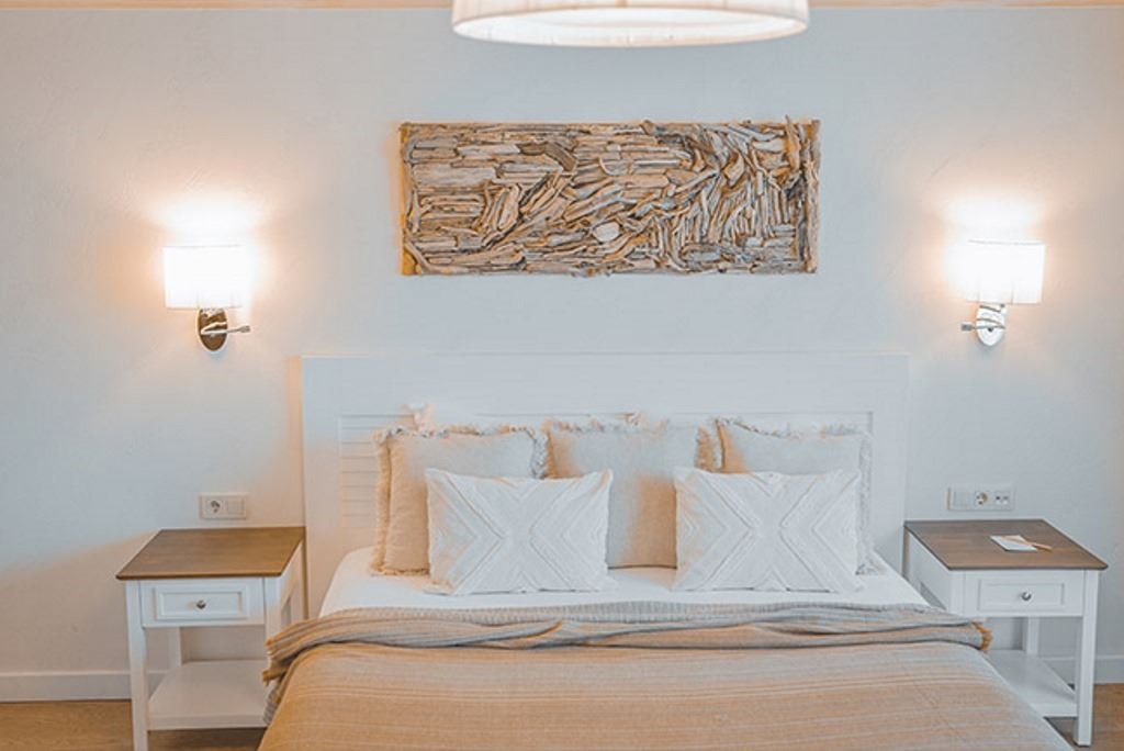 rooms-grapefruit-suite