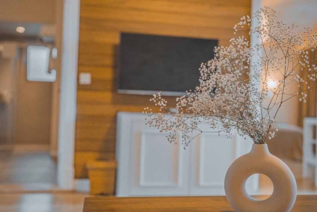 rooms-orange-standard-room