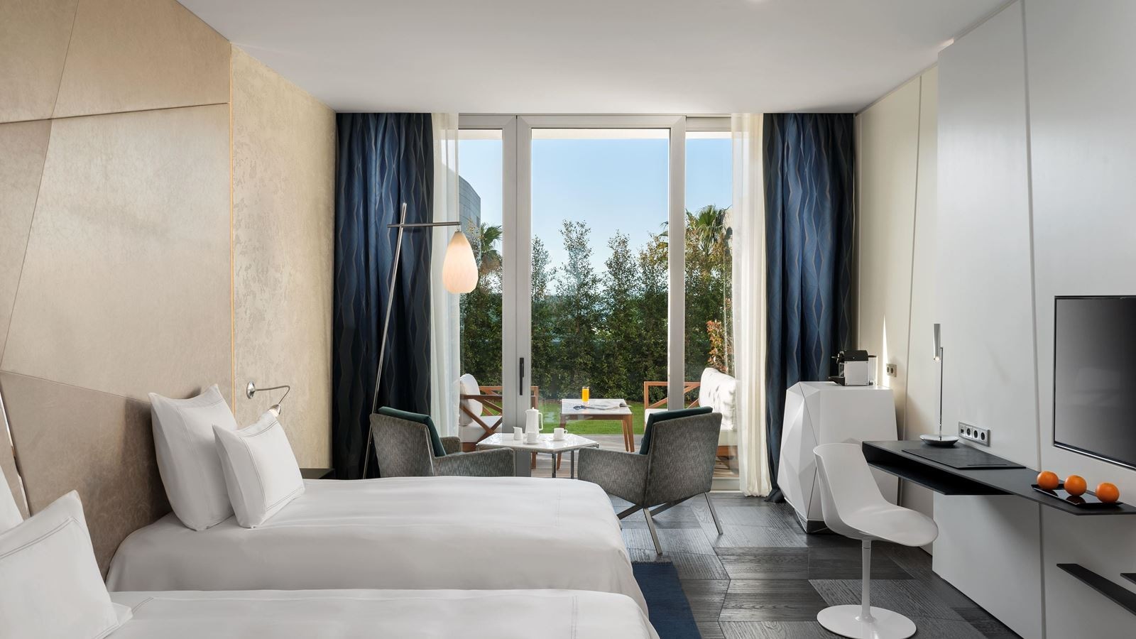 rooms-swiss-advantage-room-garden-view