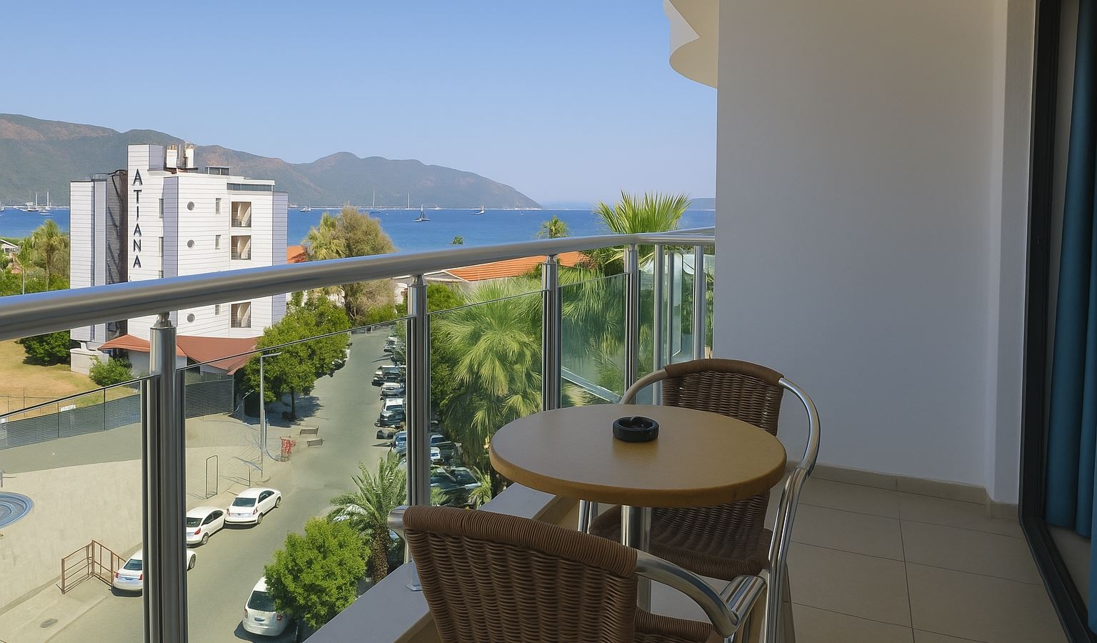 rooms-standard-room-with-balcony