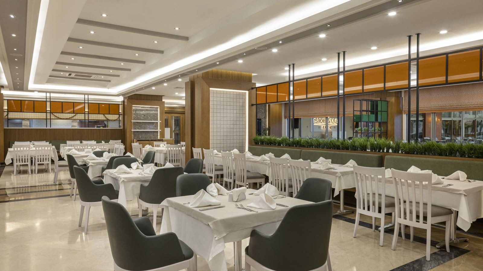 restaurants-restaurants