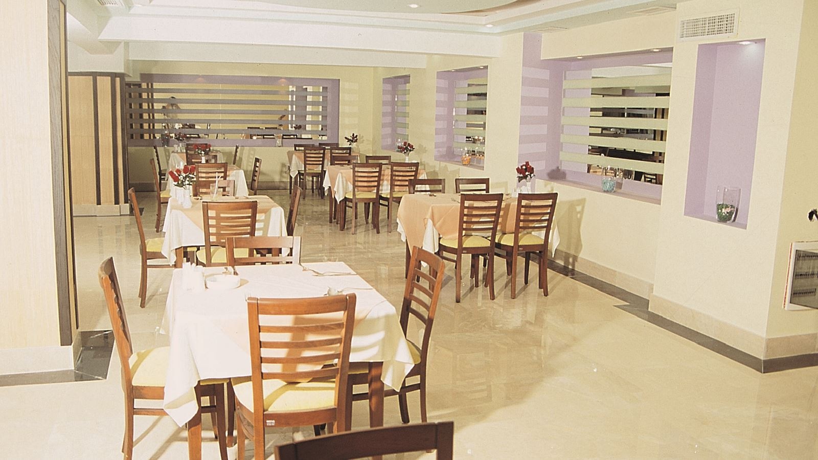 restaurants-main-restaurant