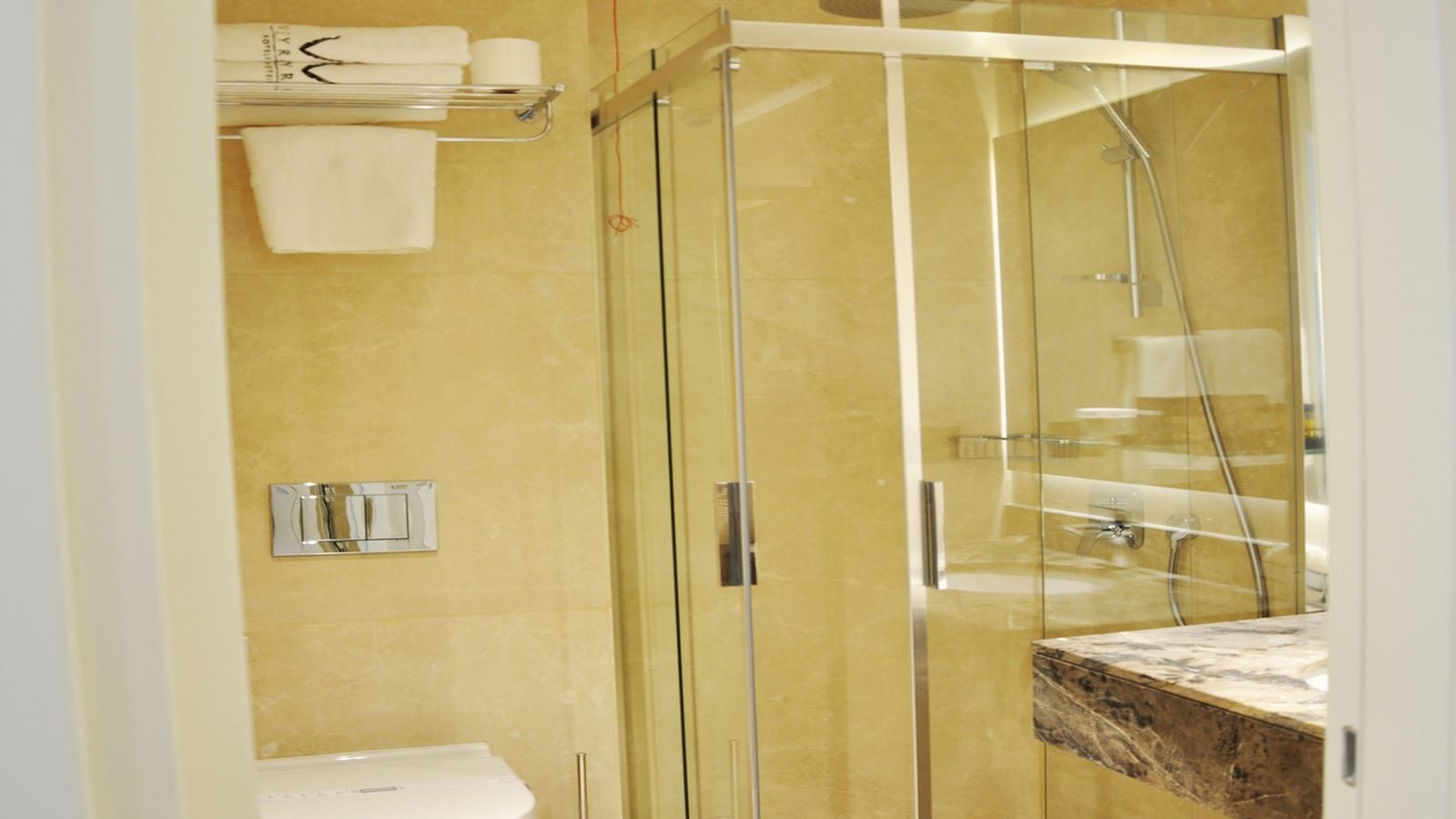 rooms-family-room-standard