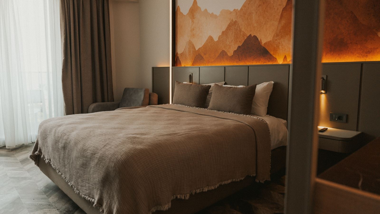 rooms-standard-room-land-view