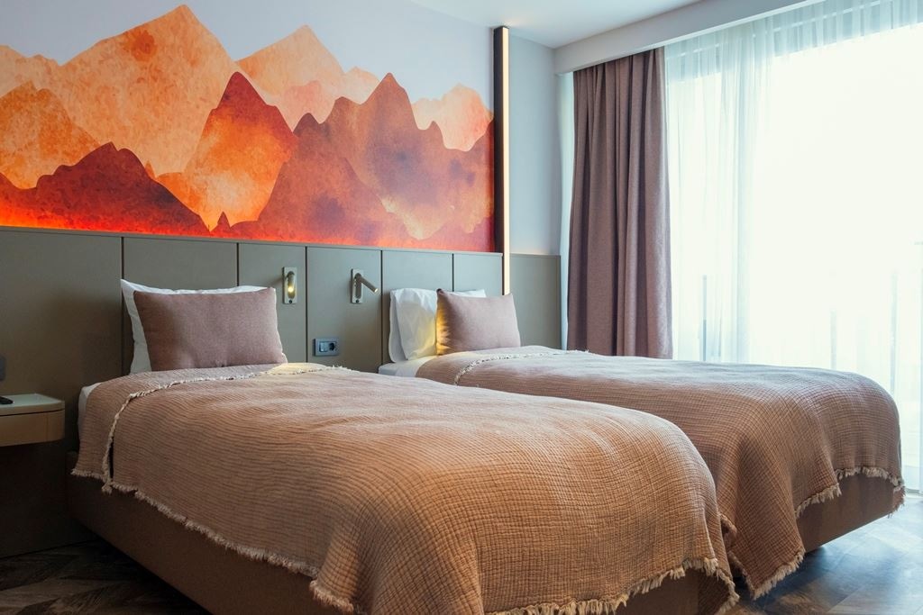 rooms-standard-room-land-view