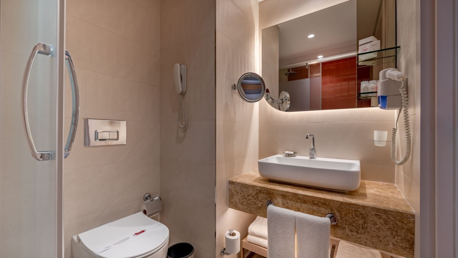 rooms-anex-building-standard-land-view-with-balcony