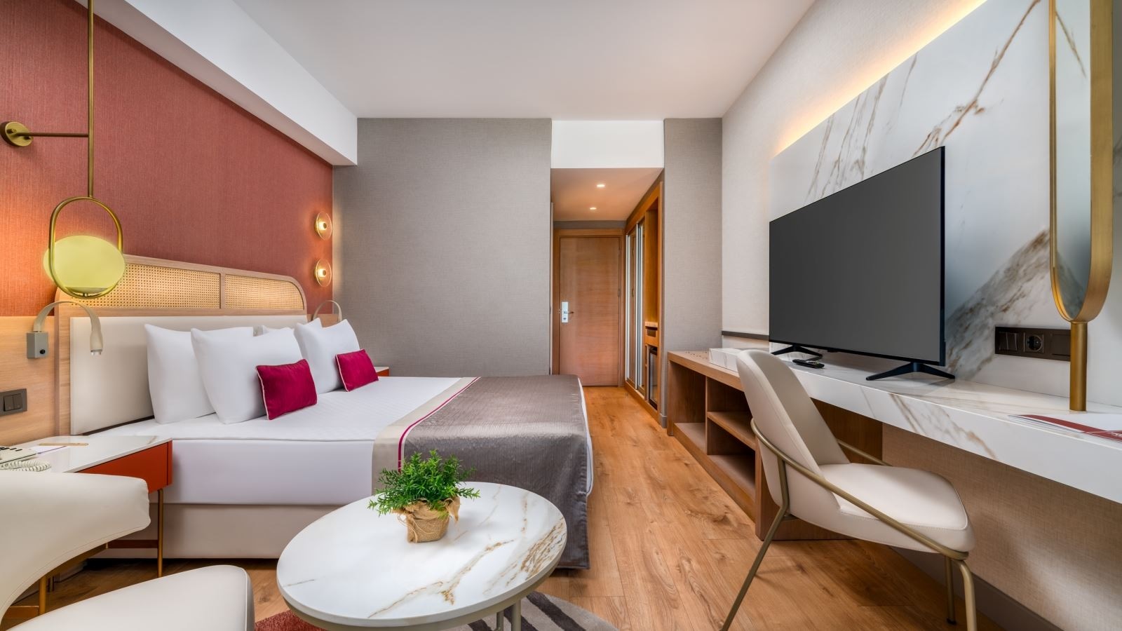 rooms-anex-building-standard-land-view-with-balcony