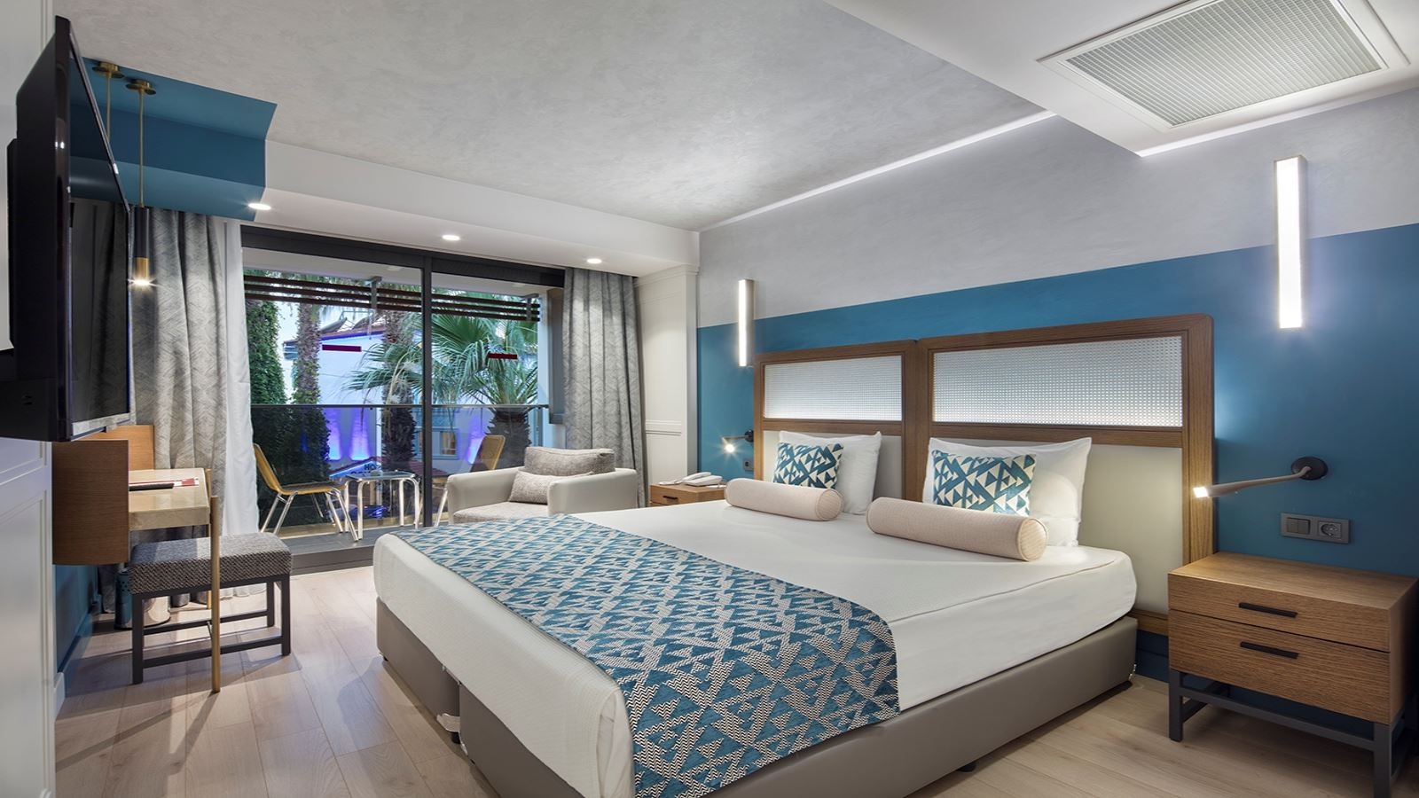 rooms-standard-room-side-sea-view-with-balcony