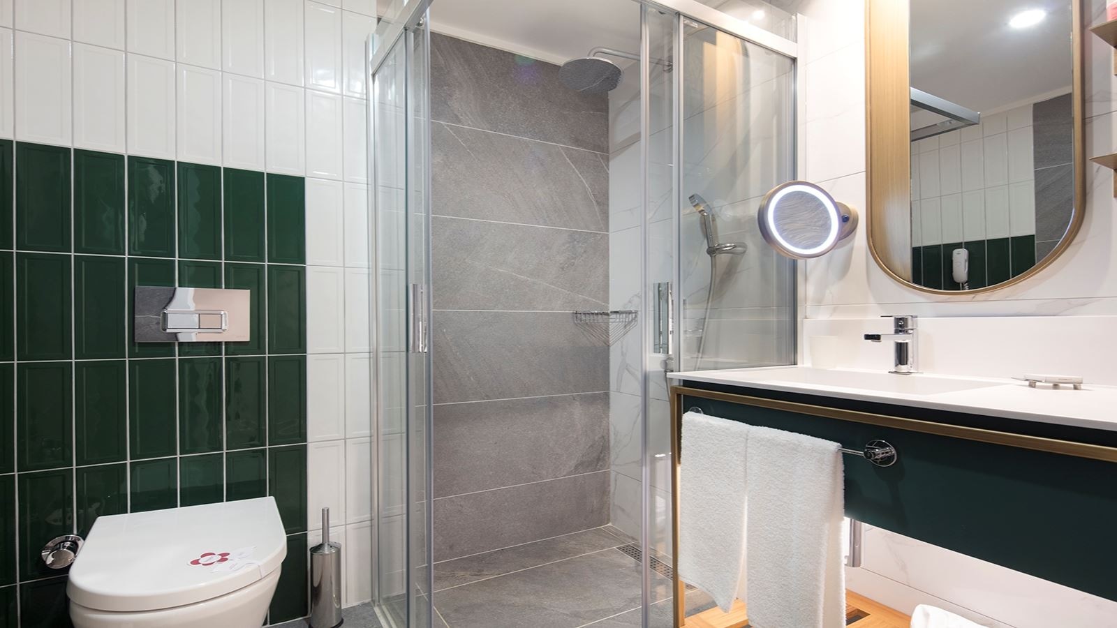 rooms-junior-suite-side-sea-view