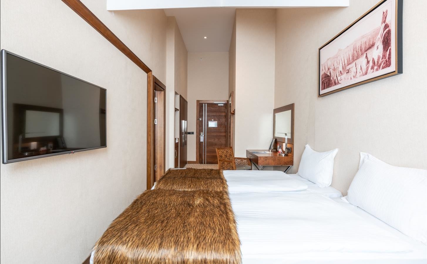 rooms-grand-deluxe-room