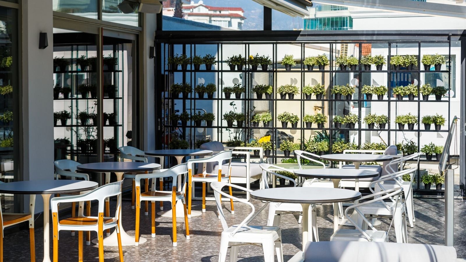 restaurants-restaurants