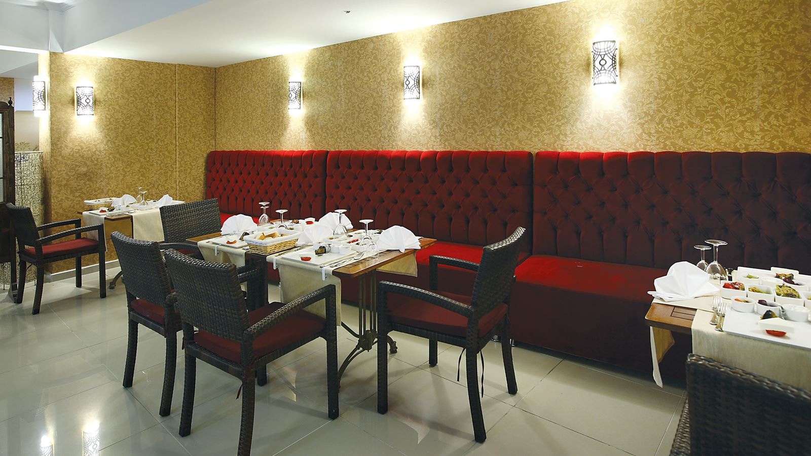 restaurants-main-restaurant