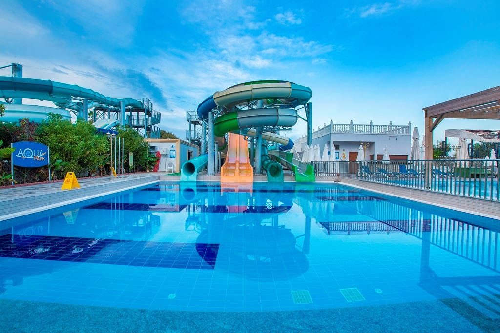 water-park-water-park