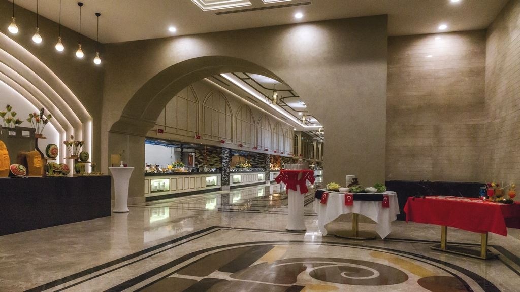 restaurants-la-gare-main-restaurant