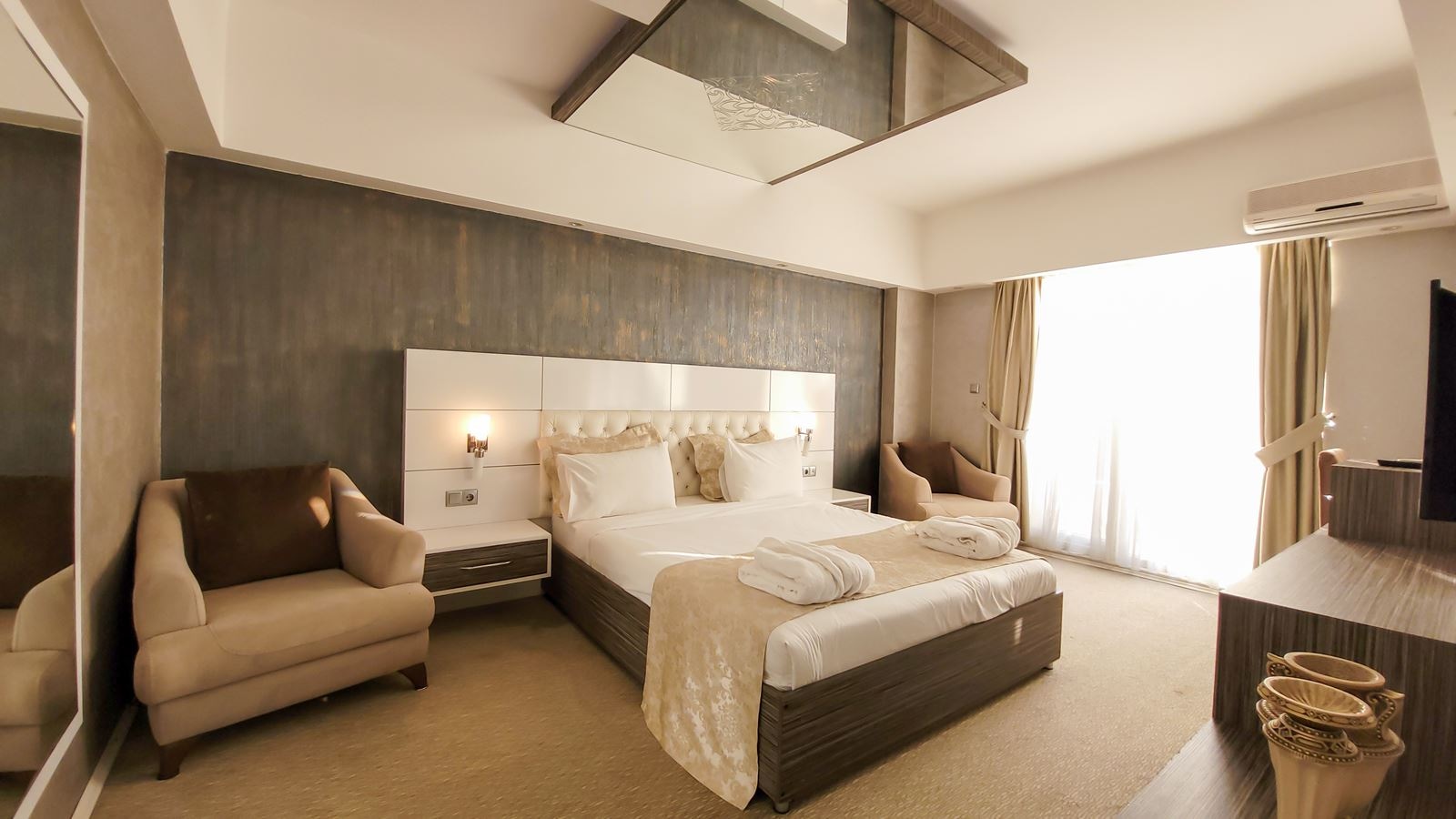 rooms-1+1-deluxe-suite