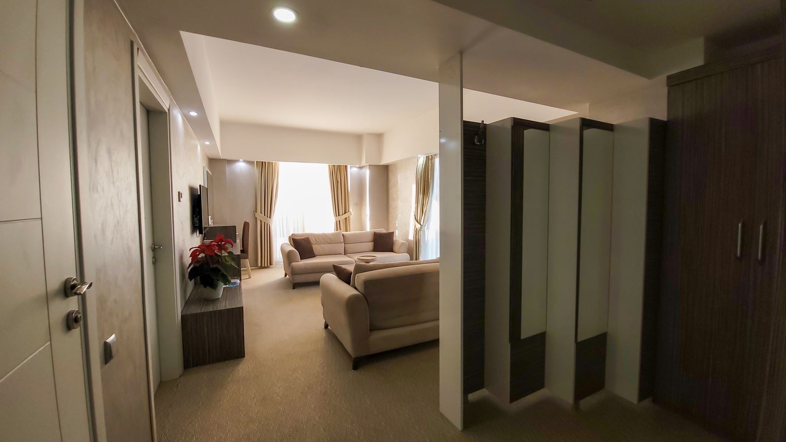 rooms-1+1-deluxe-suite