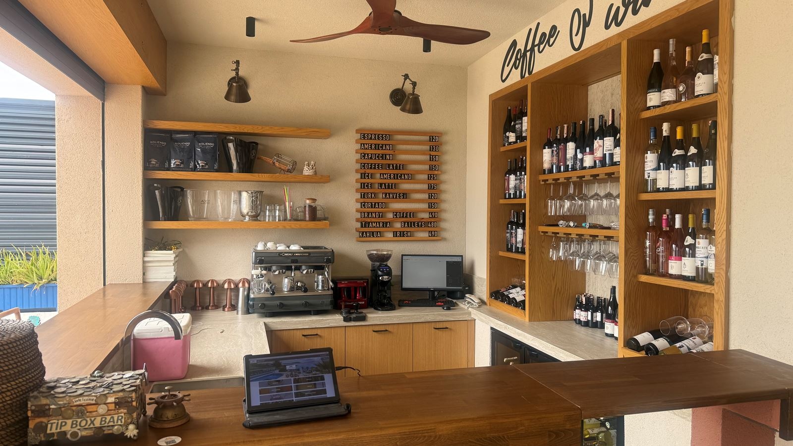 bars-lobby-bar