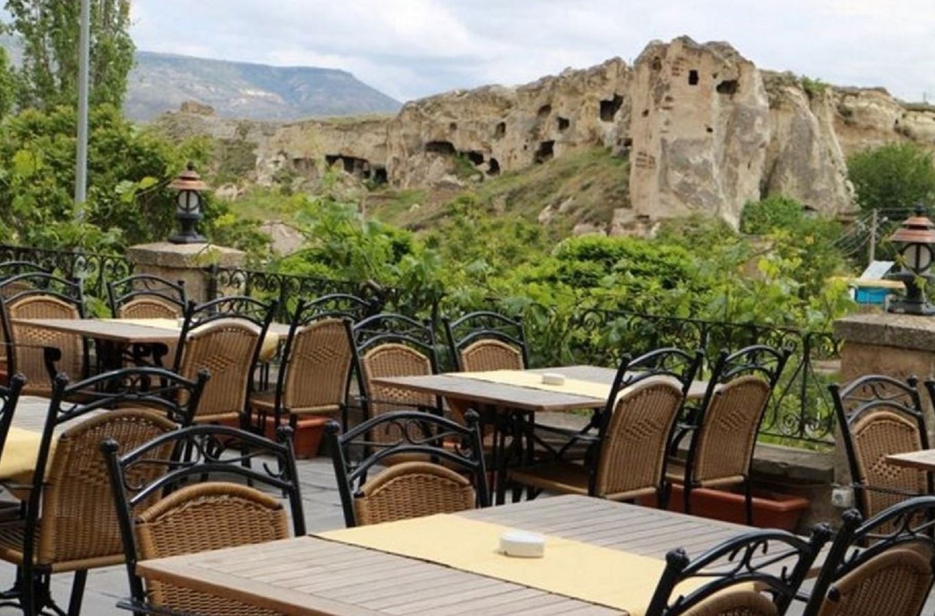 restaurants-restaurants