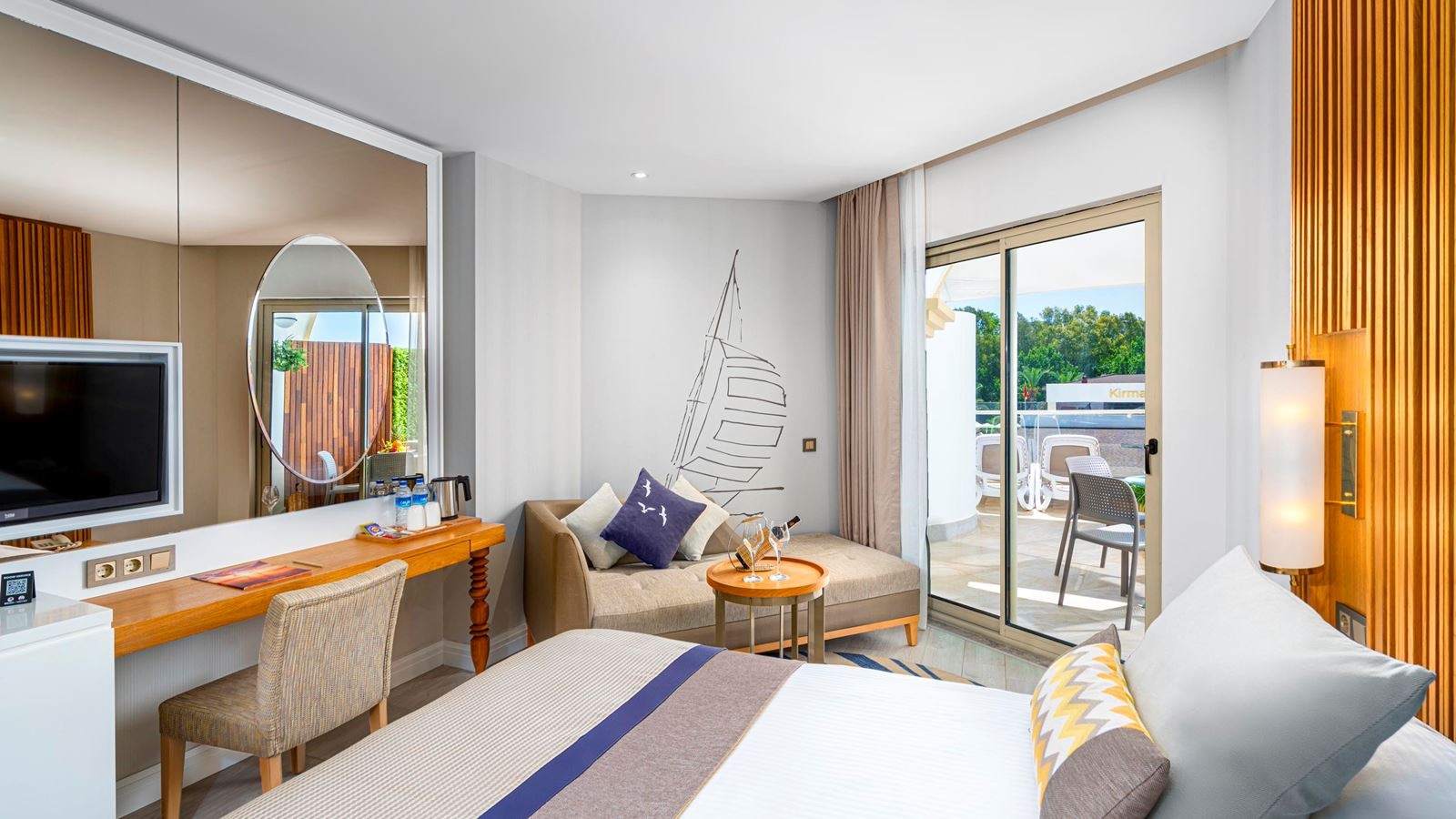 rooms-jaccuzzi-teras-standard-room