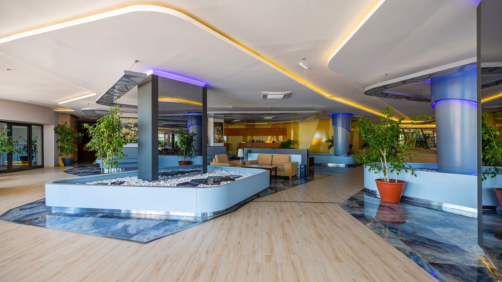 bars-taurids-lobby-bar