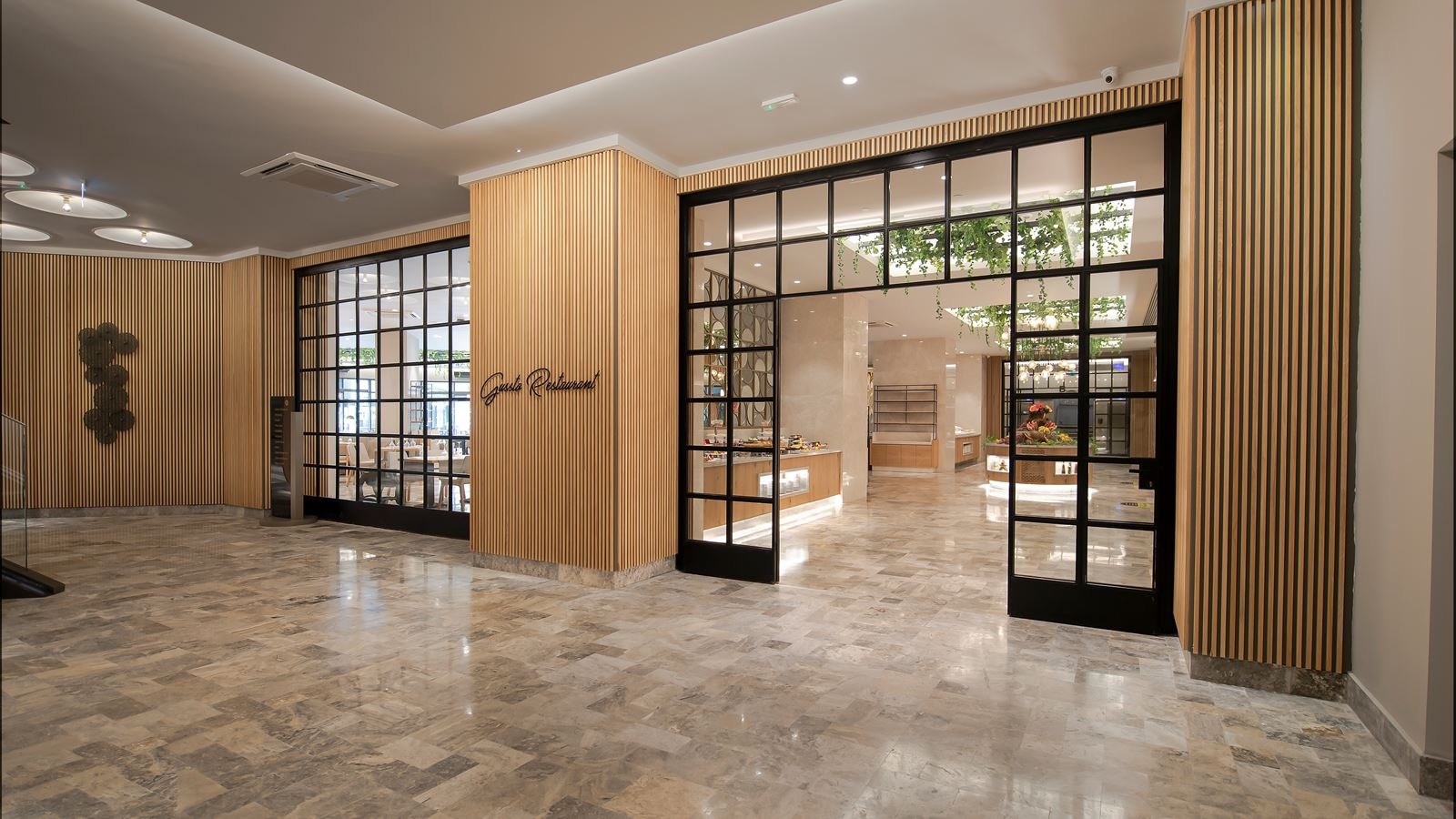 restaurants-gussto-main-restaurant