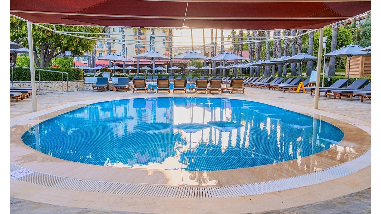 pools-outdoor-childrens-pool
