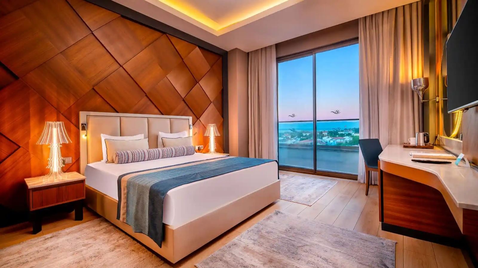 rooms-hotel-suite-room