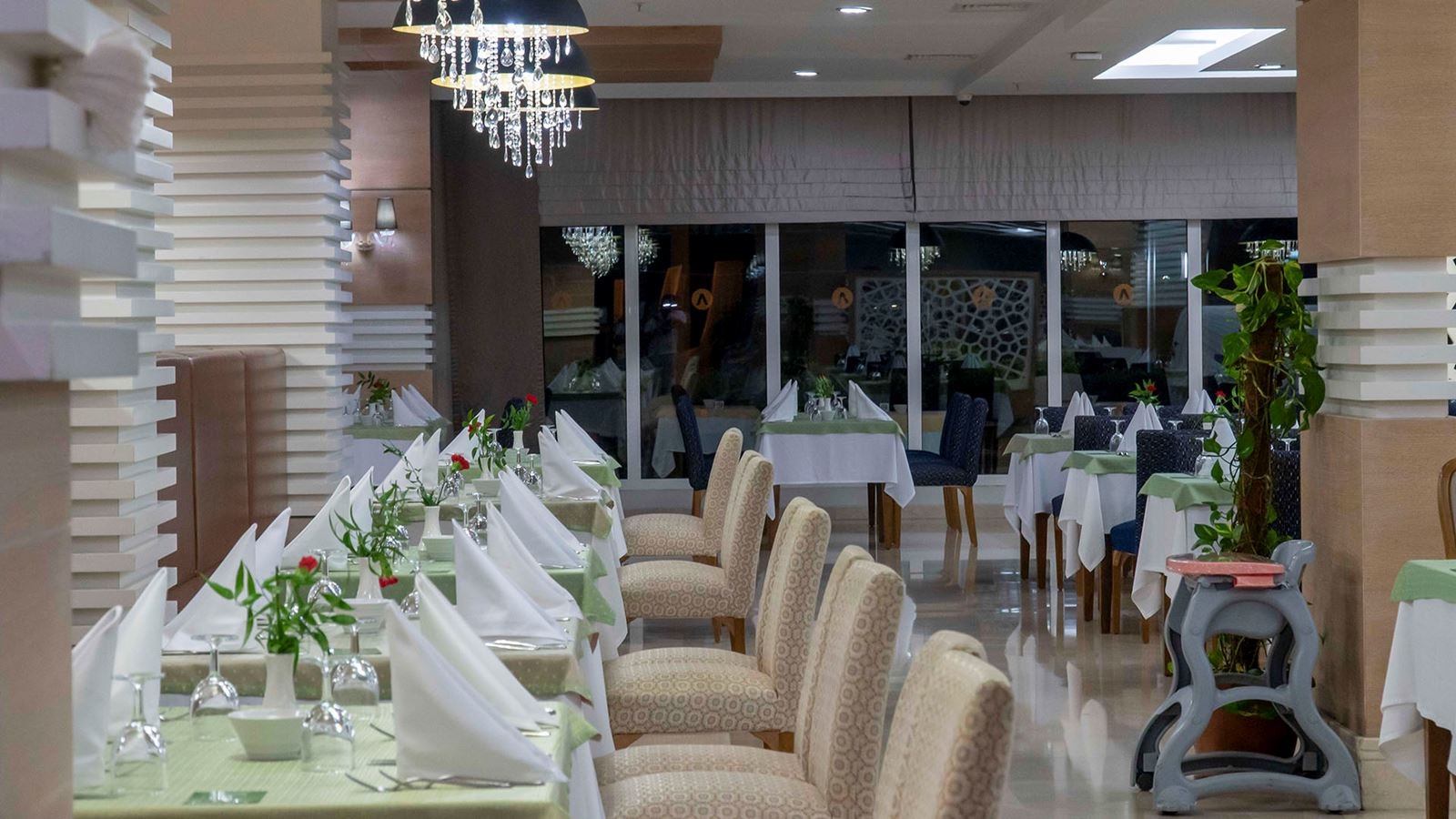 restaurants-atlantis-restaurant