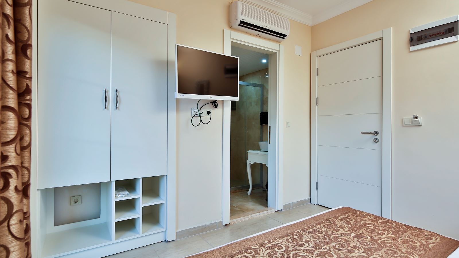 rooms-double-room-with-sea-view