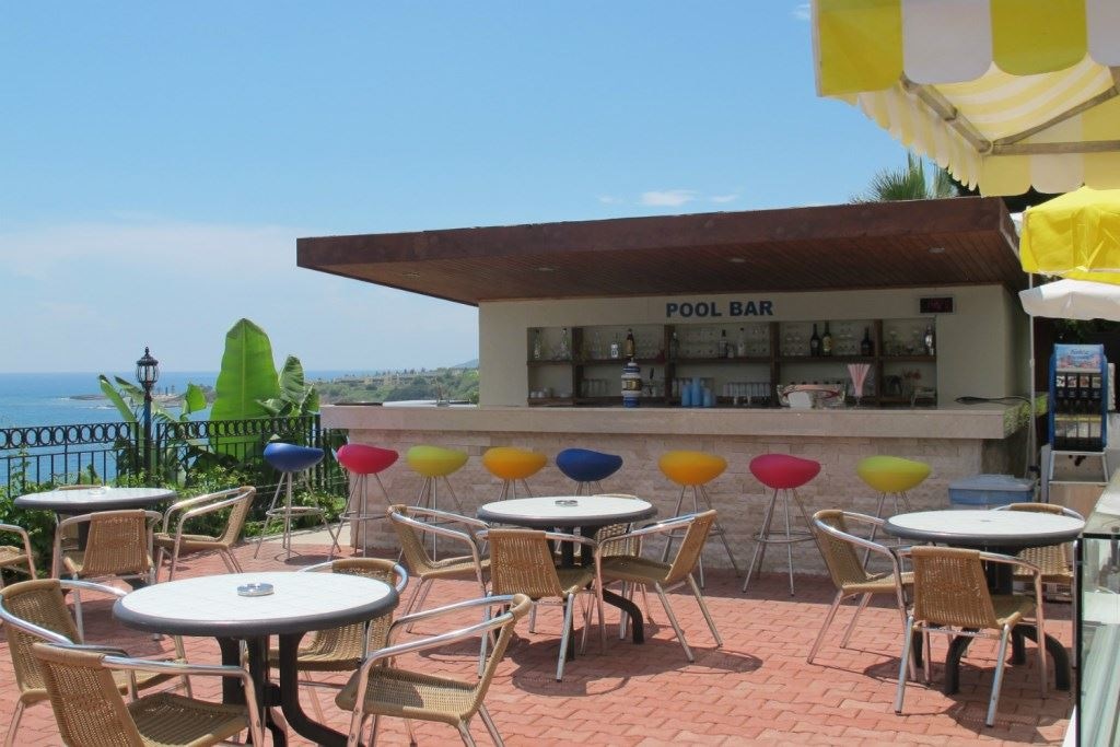 bars-pool-bar