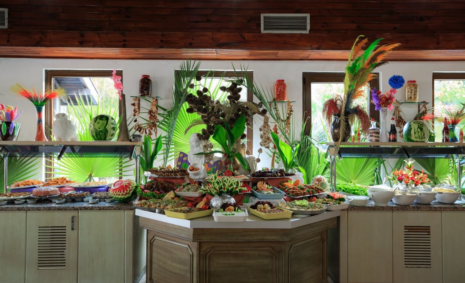 restaurants-restaurants