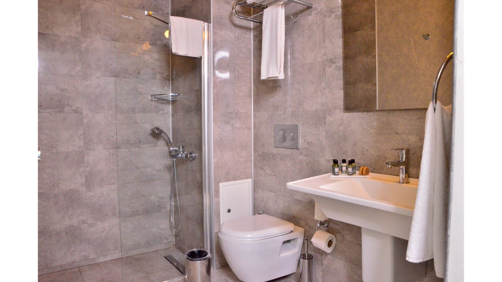 rooms-standart-room
