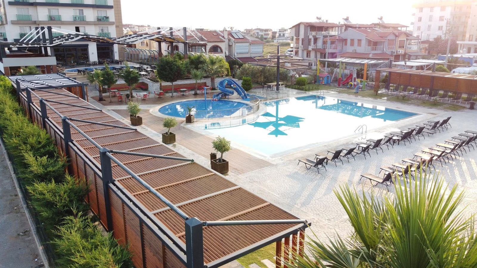 pools-outdoor-pool