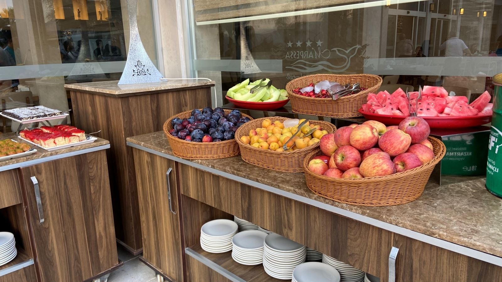 restaurants-ana-restaurant