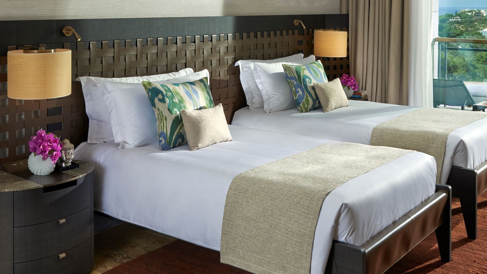 rooms-two-bedroom-garden-view-apartment