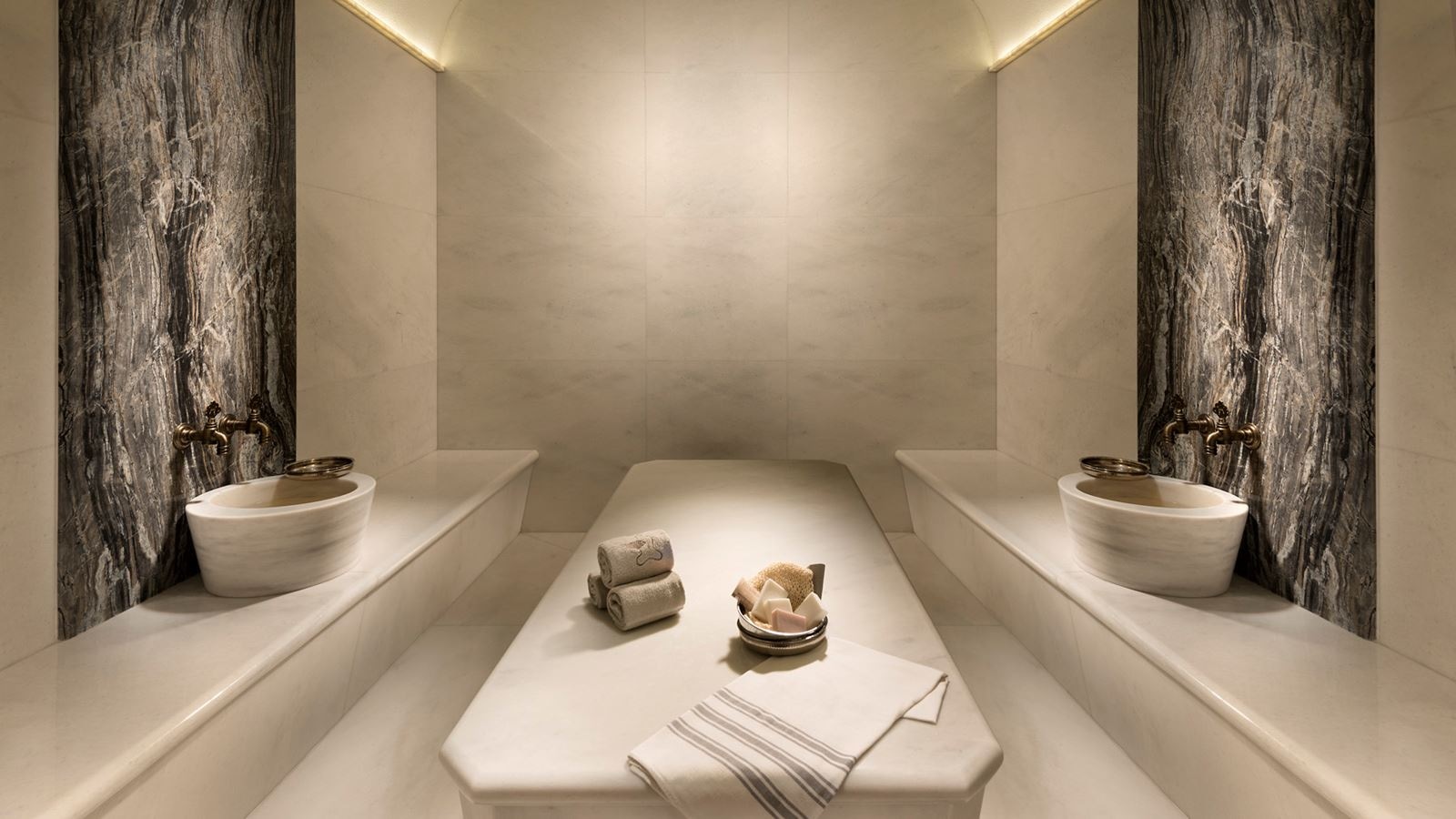 rooms-presidential-villa