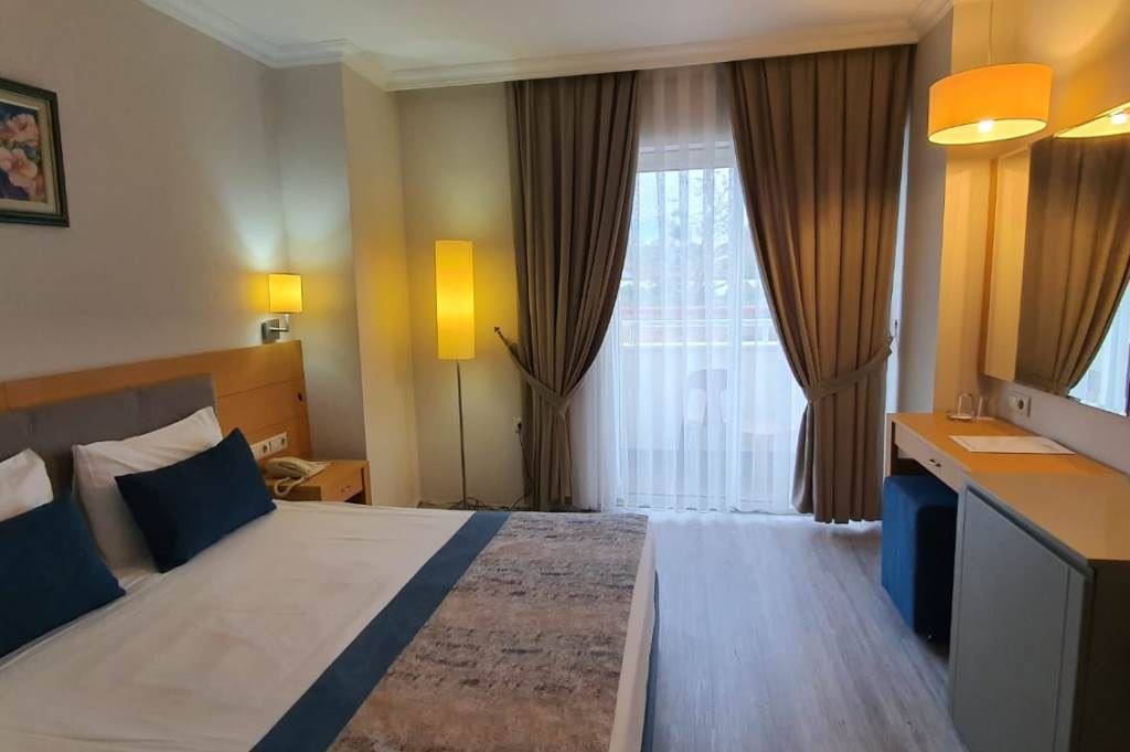 rooms-beach-standard-room