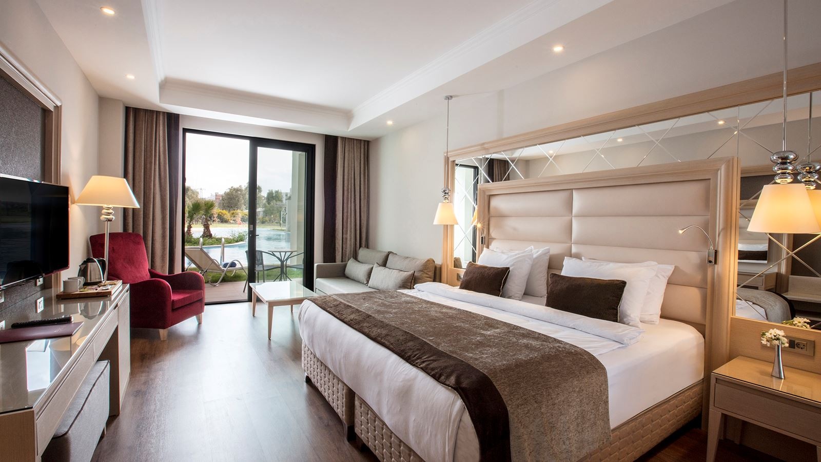 rooms-standard-swim-up