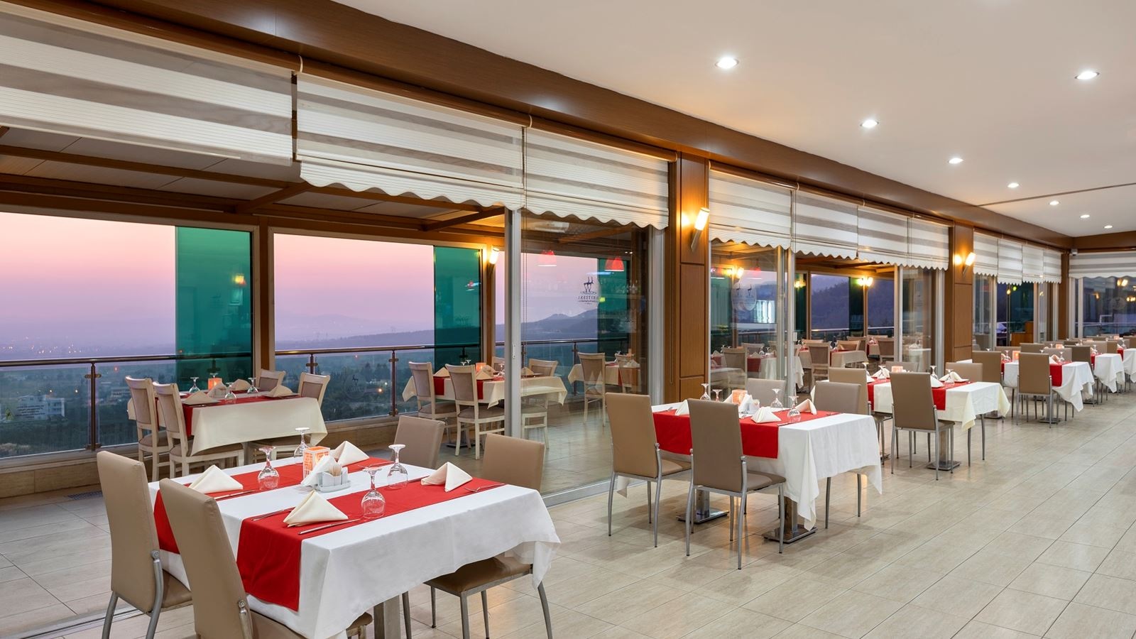 restaurants-restaurants