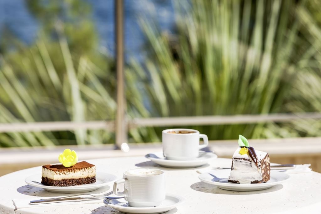 restaurants-lobby-bar